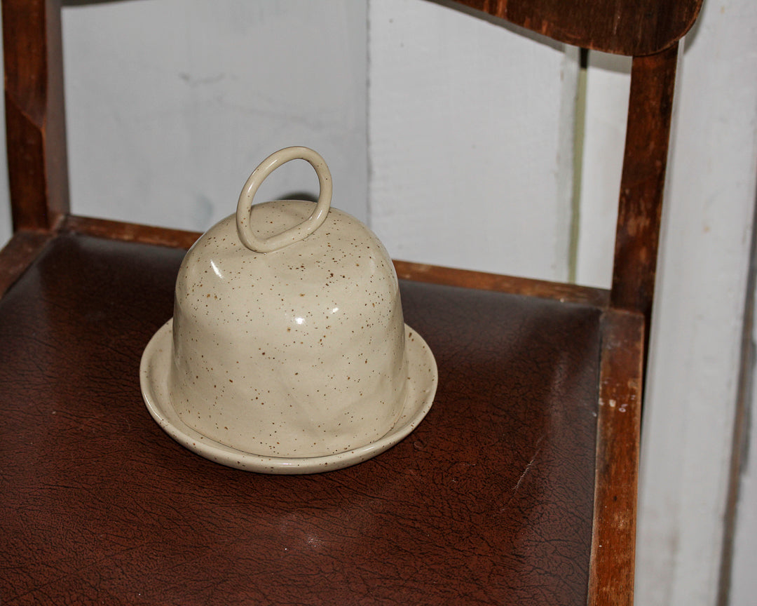 butter dish ~ oat