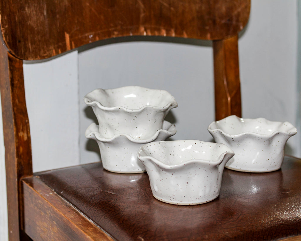 little wavy bowl ~ speckled white