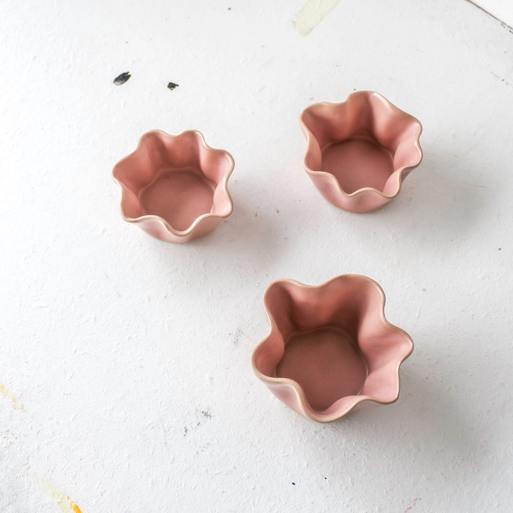 little wavy bowl
