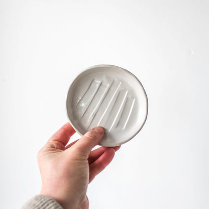 round soap dish