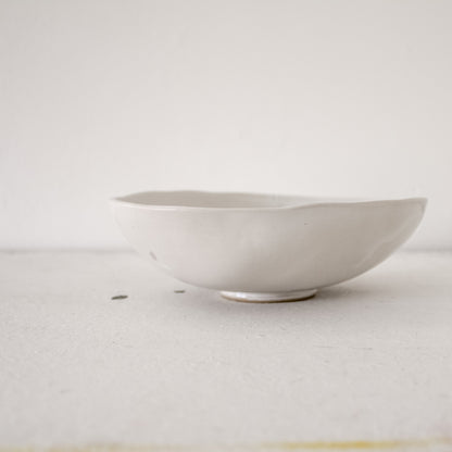 midi salad bowl ~ antique white