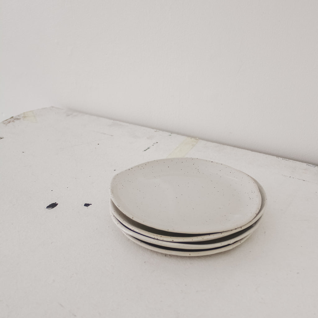 Side Plate ~ Speckled White